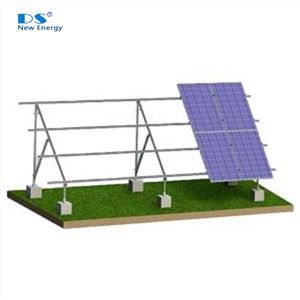 Sistema di montaggio a terra con fondazioni in calcestruzzo